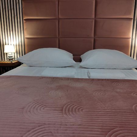 Apartament Familijny ออลชติน ภายนอก รูปภาพ